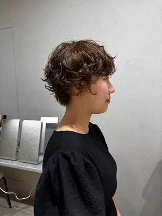 ショート パーマ Un ami  omotesando所属・Mon/ショート/パ ーマのヘアスタイル