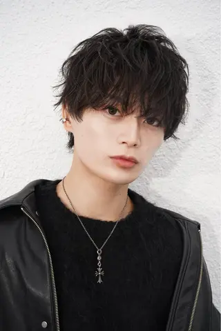 ミディアム AttRact所属・天野 照のヘアスタイル