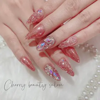 ネイル SAKURA 🍒のネイルデザイン