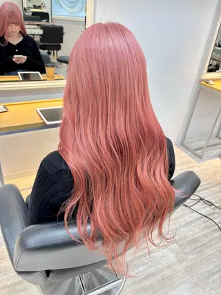 ロング カラー くさかみさき🌼暖色 /耳つぼ/オタク🌼のヘアスタイル