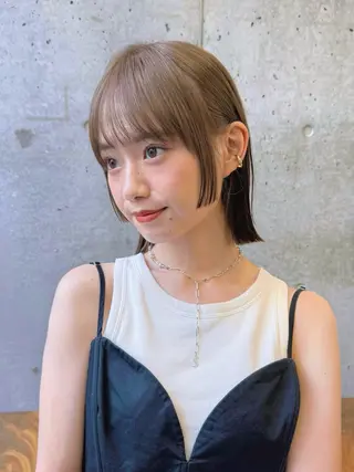 ショート カラー グレージュ/レイヤー /ボブ/moyu🎀のヘアスタイル