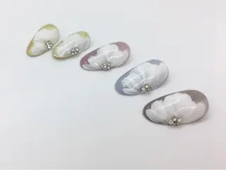 ネイル オモルフィ所属・カラーリスト marumoのヘアスタイル