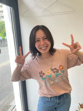 ミディアム カラー ⛲️every 🌼 平子 歩美 ☺︎のヘアスタイル