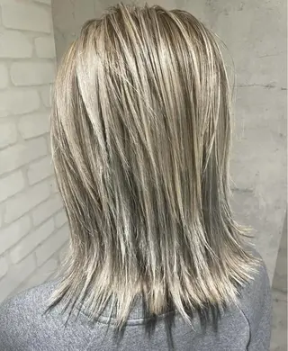 ミディアム カラー ヘアアレンジ Aloa横浜所属・トップスタイリスト Shoyaのヘアスタイル