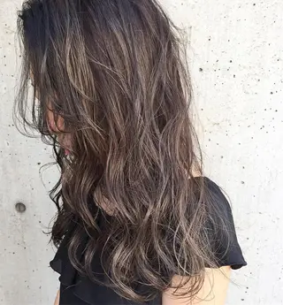 セミロング カラー パーマ ヘアアレンジ メンズ キッズ ネイル マツエク・マツパ 韓国風×透明感カラー 髪質改善オタベシンヤのヘアスタイル