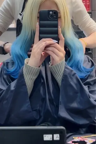 ロング カラー miharu‪‪/ ハイトーン/複雑履歴のヘアスタイル