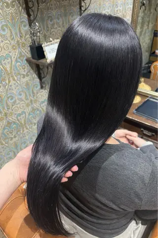 セミロング DOLL hair所属・なぎさ / 透明感カラー🫧のヘアスタイル