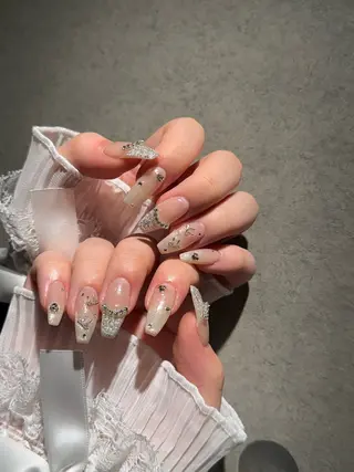 ネイル I-nailロング /ワンホン/キラキラのネイルデザイン