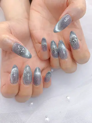 ネイル 五十嵐 美智のネイルデザイン