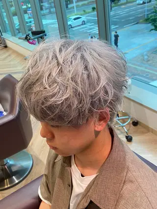 メンズ メンズ特化/フェザー /パーマ/伊勢元のヘアスタイル