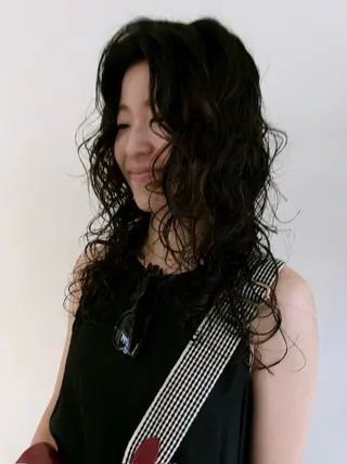 ロング パーマ ANY/ Nanaのヘアスタイル