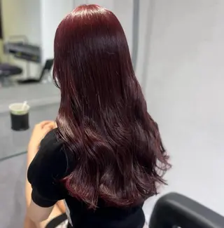 ロング カラー 🫧うる艶トレンド 🫧透明感カラーのヘアスタイル