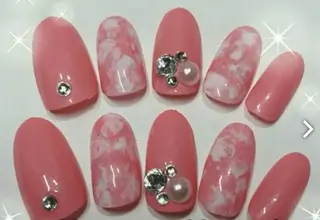 ネイル ゲン レイカのネイルデザイン