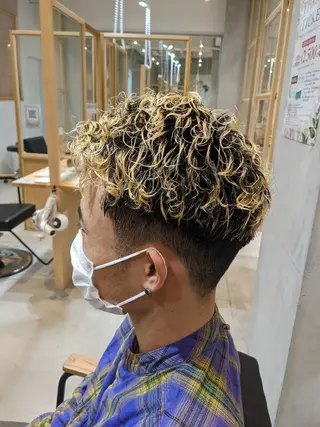 メンズ 🪞ハイトーン特化 🪞KEISUKEのヘアスタイル