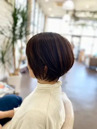 ショート カラー ing's・hair イングス・ヘアーのヘアスタイル