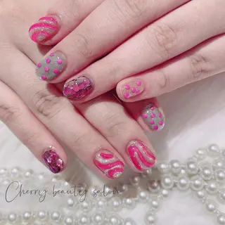 ネイル SAKURA 🍒のネイルデザイン