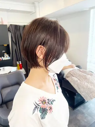 ショート レイヤー×縮毛矯正 深見 拓のヘアスタイル