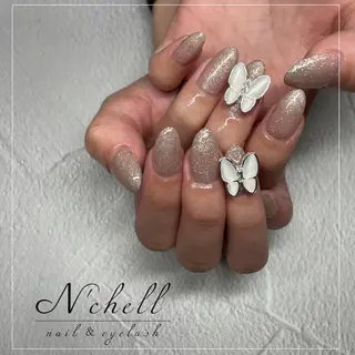 ネイル Nailist Aoiのネイルデザイン