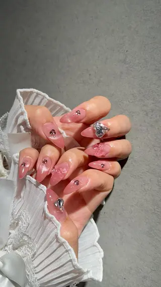 ネイル I-nailロング /ワンホン/キラキラのネイルデザイン