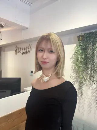 ミディアム カラー LouLou Hair【ルルヘアー】所属・LouLou/ emmaのヘアスタイル