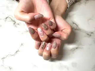 ネイル 浅野 綾のネイルデザイン