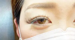 マツエク・マツパ amour所属・amour ERIKAのマツエク・マツパデザイン