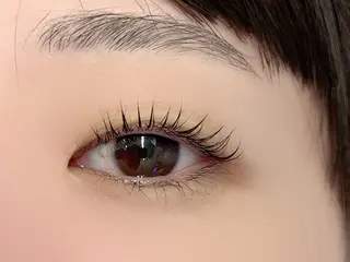 マツエク・マツパ Cheri所属・きし かりんの眉毛・アイブロウイメージ