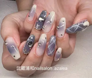 ネイル R inのネイルデザイン