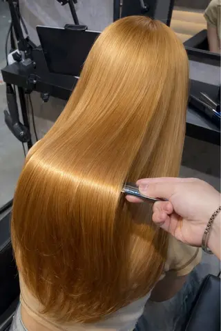 ロング ♦️髪質改善美髪矯正 💍谷口克也♦️のヘアスタイル