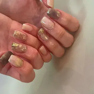 ネイル SALON VILLAGE AOYAMA 2nd.所属・NAKAMURA HARUKAのネイルデザイン