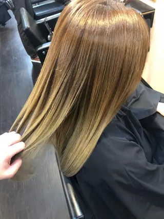 艶カラー🩵💛 NANAのヘアスタイル