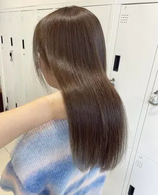 セミロング カラー CAPA秦野所属・藤原 明日里のヘアスタイル