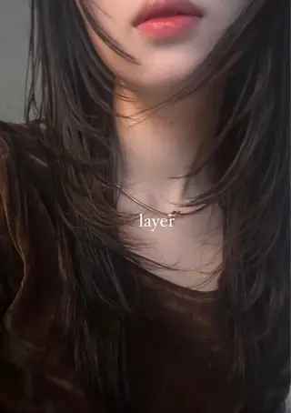 セミロング カラー 顔周りレイヤー 🎀マリノのヘアスタイル