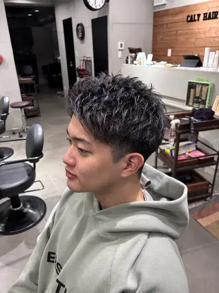 ショート Caly所属・メンズパーマモデル 募集中🔥マナトのヘアスタイル