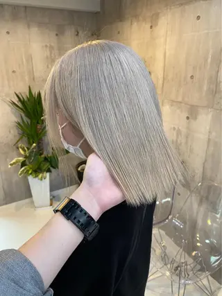 ミディアム 柔らかカラー/ レイヤーYUTO🧋のヘアスタイル