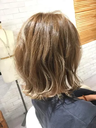 ミディアム カラー ヘアアレンジ HAIR STUDIO  buzz所属・金子 富士のヘアスタイル