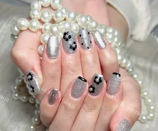 ネイル Momo 🤍のネイルデザイン