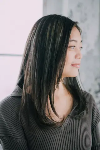 セミロング 中田  翔のヘアスタイル