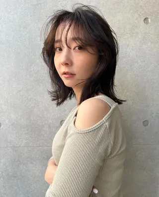 セミロング ナツミ🌼新越谷/ 骨格修正/艶髪のヘアスタイル