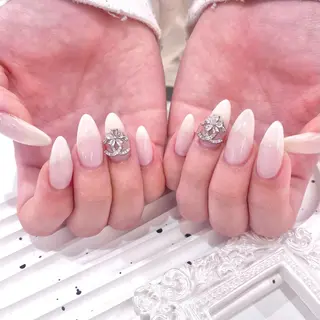 ネイル FLY Nail Salonのネイルデザイン