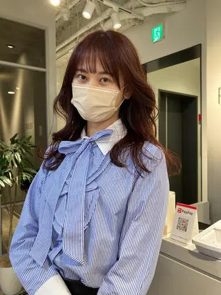 ロング カラー FILMS所属・宮城 星のヘアスタイル