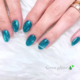 ネイル キラオメ Neneのネイルデザイン