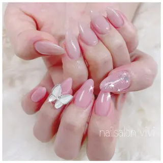 ネイル ＶＩＶＩ nailsalonのネイルデザイン