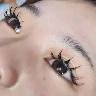 マツエク・マツパ 千葉駅☆深夜0時 最新LEDのマツエク・マツパデザイン