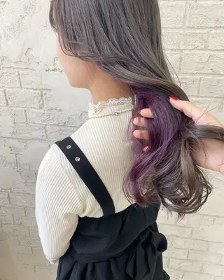 ロング カラー オリーブ/アッシュ やわらか透明感カラーのヘアスタイル