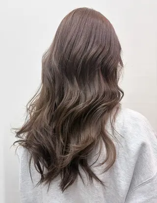 カラー 山田 晴琉のヘアスタイル