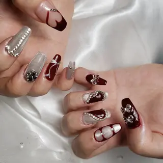 ネイル ビジュード ネイルのネイルデザイン