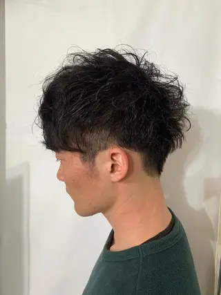 ミディアム パーマ メンズ 加藤 綾華のヘアスタイル