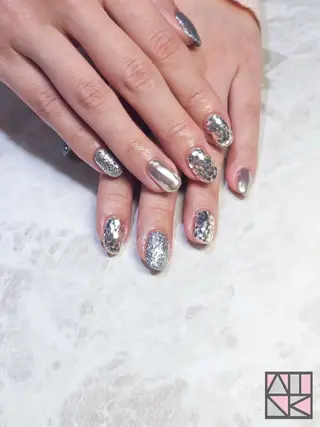 ネイル WINK所属・吉澤 響香のネイルデザイン