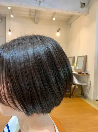 ショート 秋野 遥のヘアスタイル